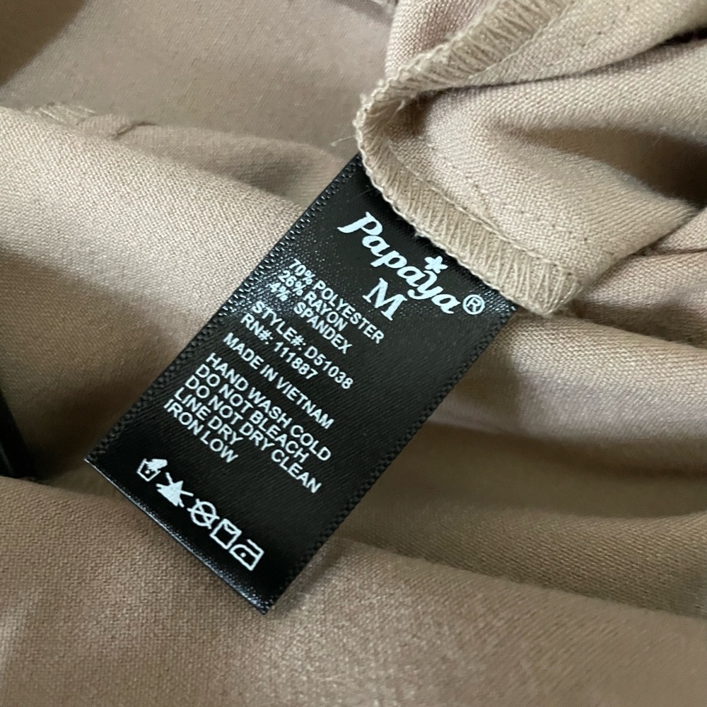 🍭3/$10 Papaya Women’s Blazer : Size Med : Tan - Picture 6 of 8